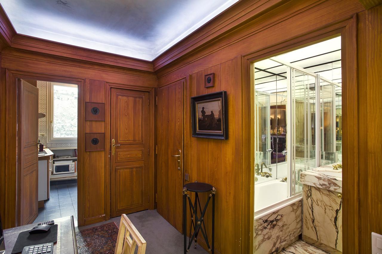 Saint Honore Paris Exteriör bild